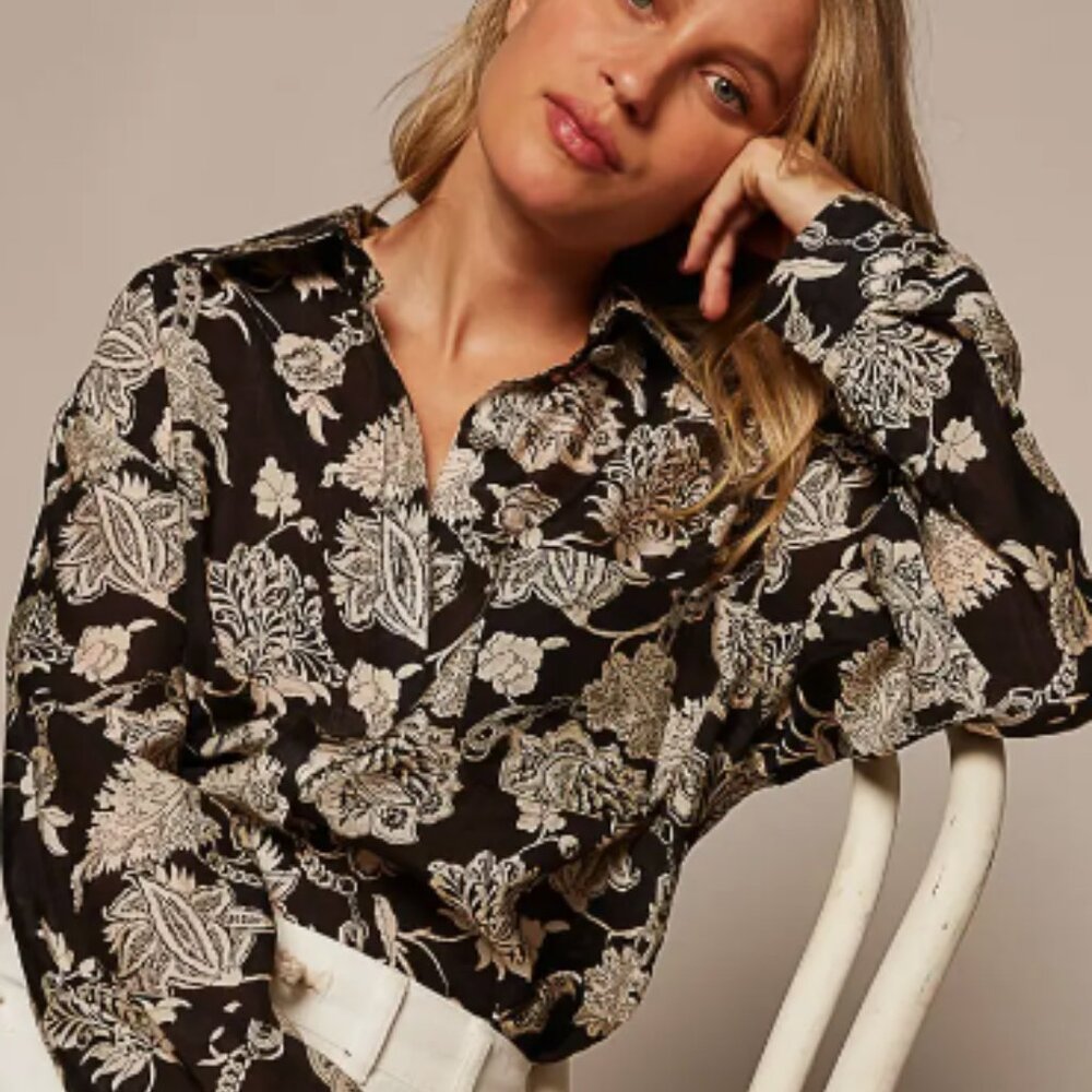 NWOT Black and White Floral Button up Blouse, size small